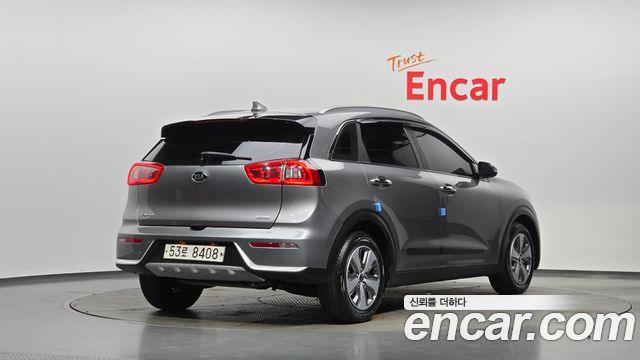 Kia Niro Noblesse 2019 — фото 2