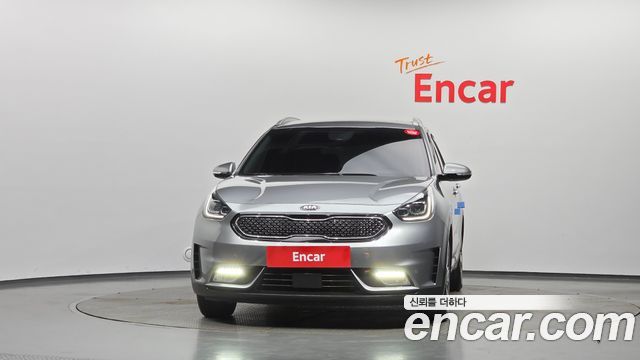 Kia Niro Noblesse 2019 — фото 3