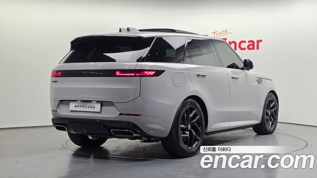 Land Rover Range Rover Sport (III) P550E Dynamic HSE 2025 — фото 2