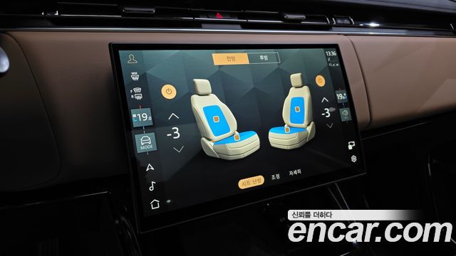 Land Rover Range Rover Sport (III) P550E Dynamic HSE 2025 — фото 12