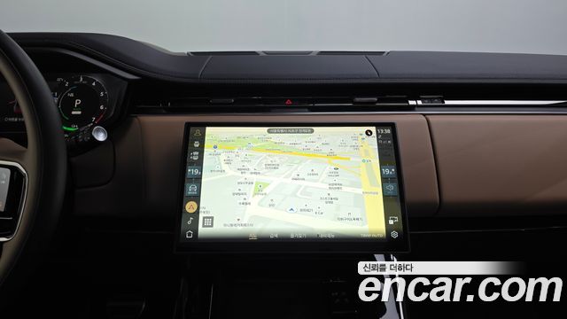 Land Rover Range Rover Sport (III) P550E Dynamic HSE 2025 — фото 14