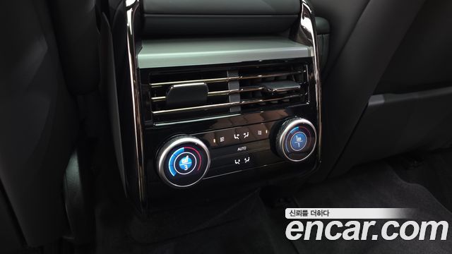 Land Rover Range Rover Sport (III) P550E Dynamic HSE 2025 — фото 18