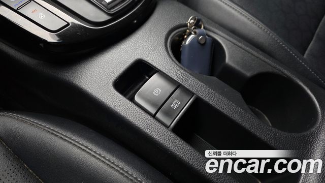 Kia Seltos Gasoline 2.0 2WD Signature 2023 — фото 19