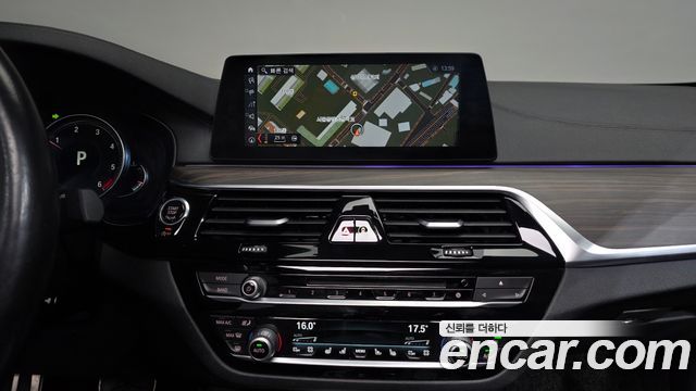 BMW 5 Series (G30) 520d M Sport Package Plus 2017 — фото 18