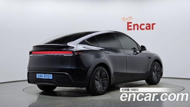 Tesla Model Y Premium Long Range AWD 2026 — фото 2
