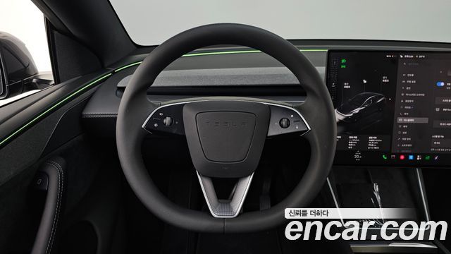 Tesla Model Y Premium Long Range AWD 2026 — фото 13