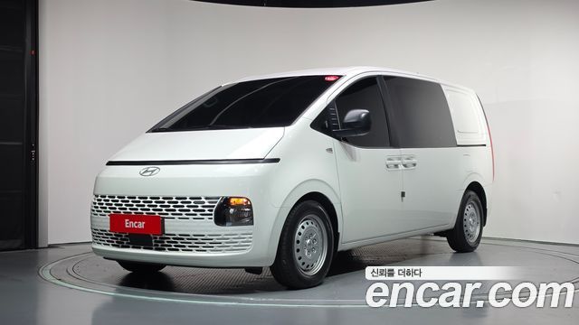 Hyundai Staria Cargo 5-Seater Smart 2025 — фото 1