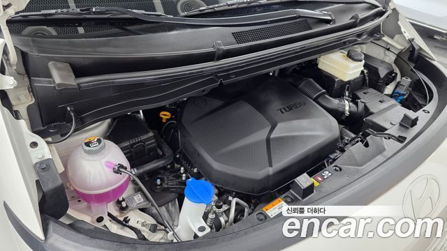 Hyundai Staria Cargo 5-Seater Smart 2025 — фото 6