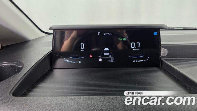 Hyundai Staria Cargo 5-Seater Smart 2025 — фото 8