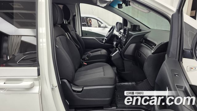 Hyundai Staria Cargo 5-Seater Smart 2025 — фото 15
