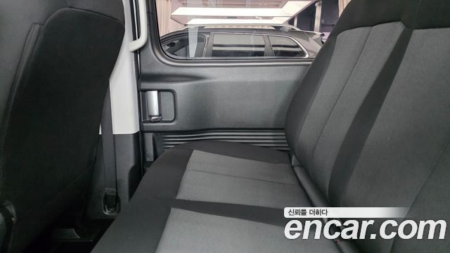 Hyundai Staria Cargo 5-Seater Smart 2025 — фото 37