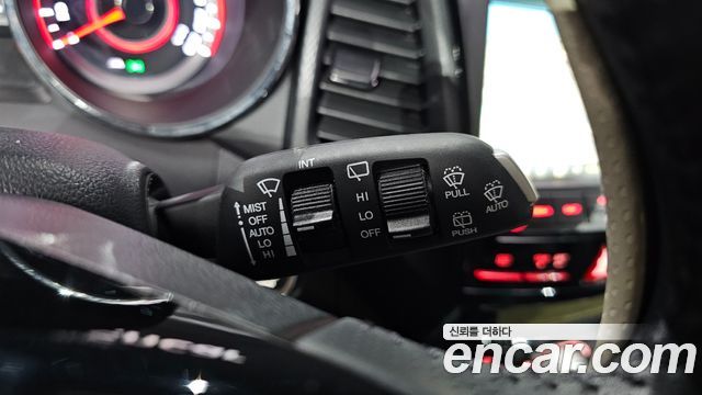 KG Mobility (SsangYong) Tivoli Air Diesel RX 2WD 2017 — фото 18