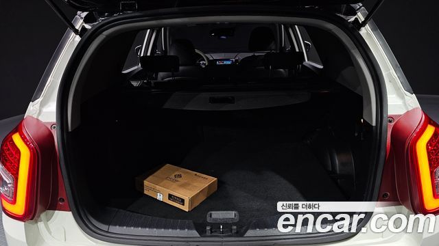 KG Mobility (SsangYong) Tivoli Air Diesel RX 2WD 2017 — фото 19