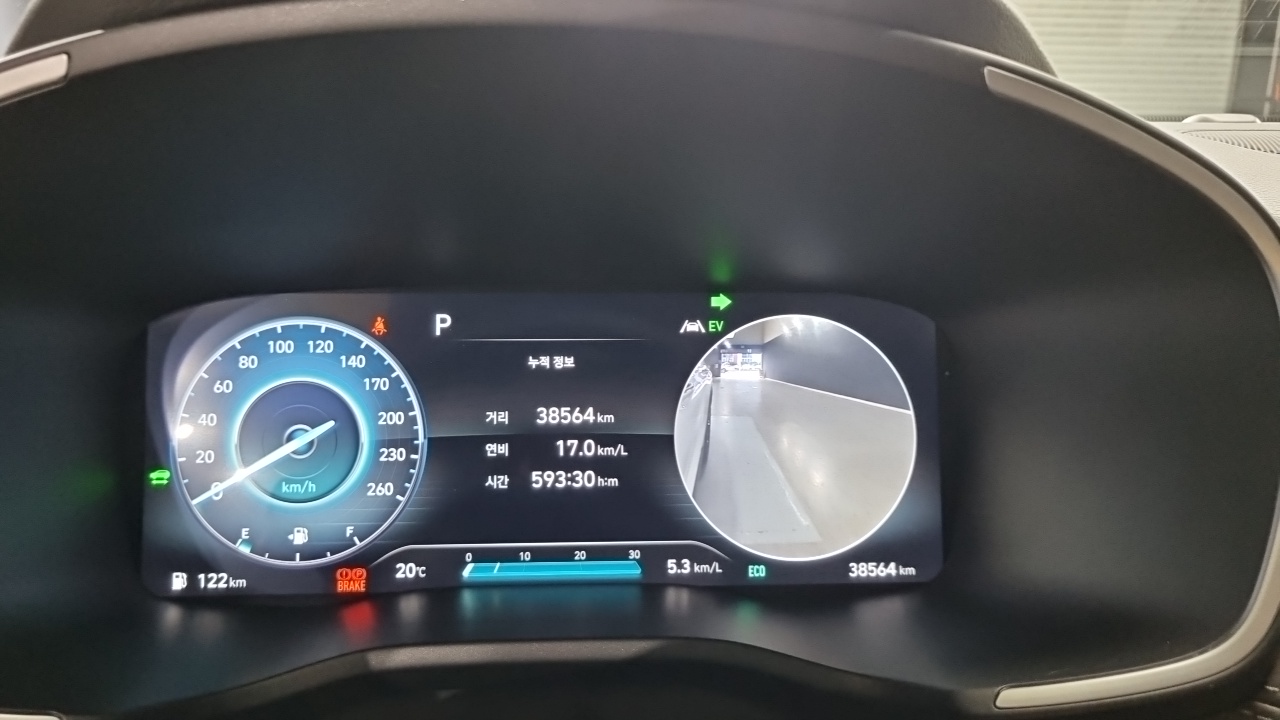 Hyundai Santa Fe HEV 1.6 2WD Prestige 2023 — фото 8