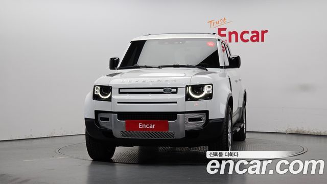 Land Rover Defender (L663) 110 D250 SE 2023 — фото 3