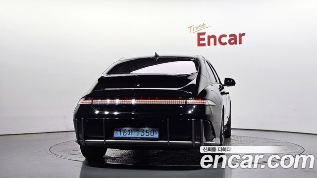 Hyundai Ioniq 6 Long Range Exclusive + 2023 — фото 4