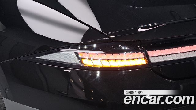 Hyundai Ioniq 6 Long Range Exclusive + 2023 — фото 23