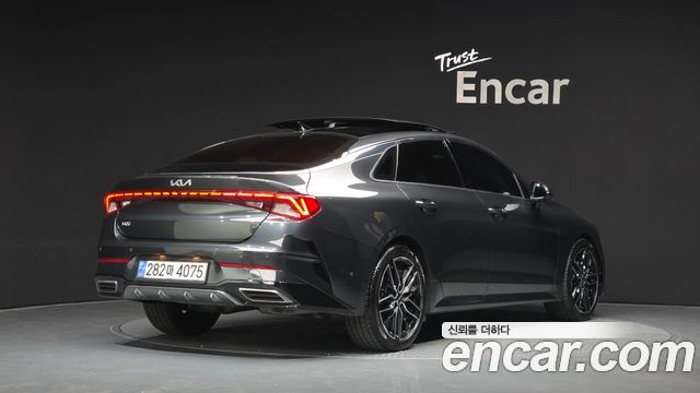 Kia K5 (III) 1.6 Turbo Signature 2023 — фото 2