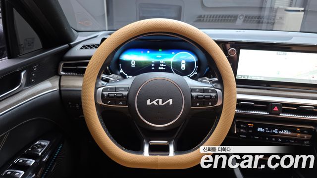 Kia K5 (III) 1.6 Turbo Signature 2023 — фото 12