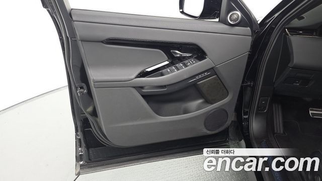 Land Rover Range Rover Evoque (II) P250 Dynamic SE 2026 — фото 24