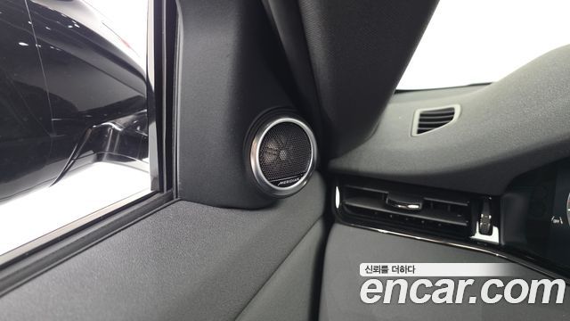 Land Rover Range Rover Evoque (II) P250 Dynamic SE 2026 — фото 30