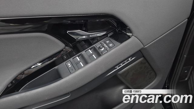 Land Rover Range Rover Evoque (II) P250 Dynamic SE 2026 — фото 32