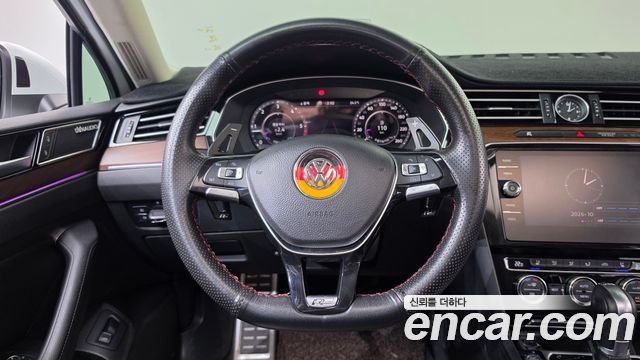 Volkswagen Passat GT (B8) 2.0 TDI Prestige 2018 — фото 12