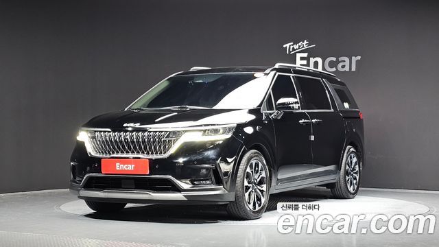 Kia Carnival (IV) Gasoline 9-Seater Signature 2023 — фото 1