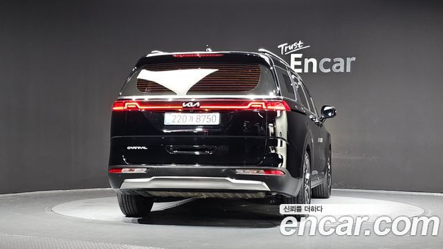 Kia Carnival (IV) Gasoline 9-Seater Signature 2023 — фото 4