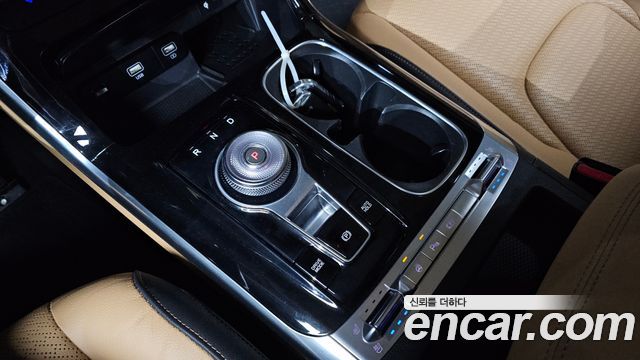 Kia Carnival (IV) Gasoline 9-Seater Signature 2023 — фото 9