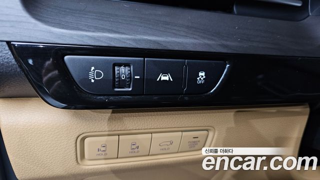 Kia Carnival (IV) Gasoline 9-Seater Signature 2023 — фото 27