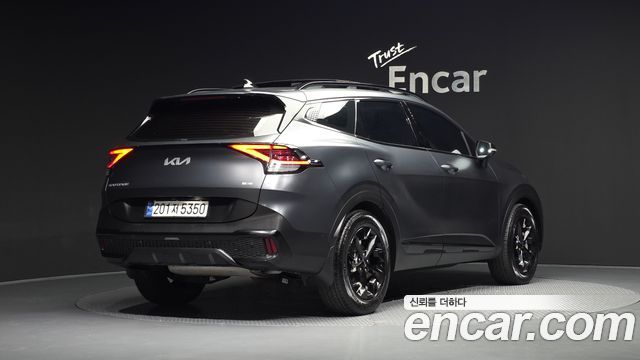 Kia Sportage Hybrid (V) 30Th Edition 4WD 2024 — фото 2