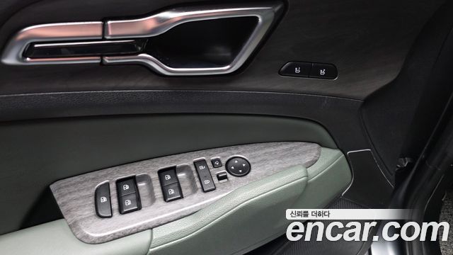 Kia Sportage Hybrid (V) 30Th Edition 4WD 2024 — фото 18