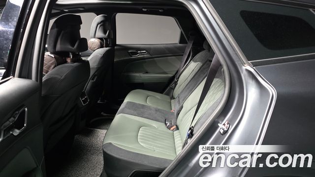 Kia Sportage Hybrid (V) 30Th Edition 4WD 2024 — фото 32