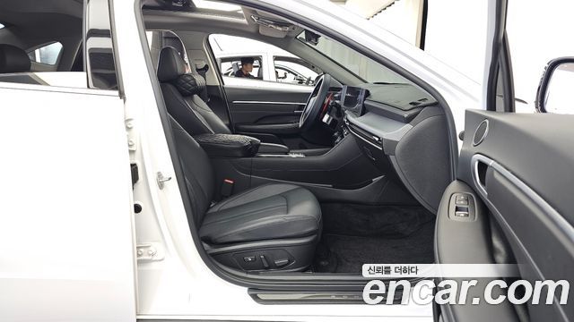 Hyundai Sonata The Edge (DN8) 2.0 LPG Exclusive 2024 — фото 11
