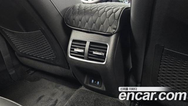 Hyundai Sonata The Edge (DN8) 2.0 LPG Exclusive 2024 — фото 19