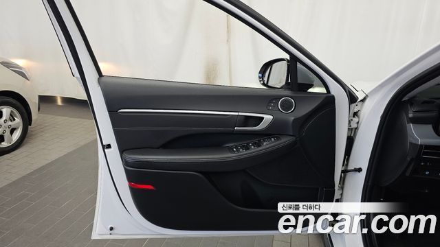 Hyundai Sonata The Edge (DN8) 2.0 LPG Exclusive 2024 — фото 24