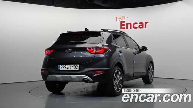 Kia Stonic 1.4 Prestige 2020 — фото 2