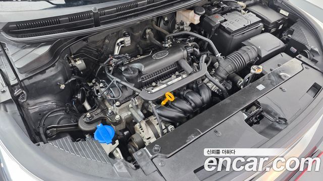 Kia Stonic 1.4 Prestige 2020 — фото 6