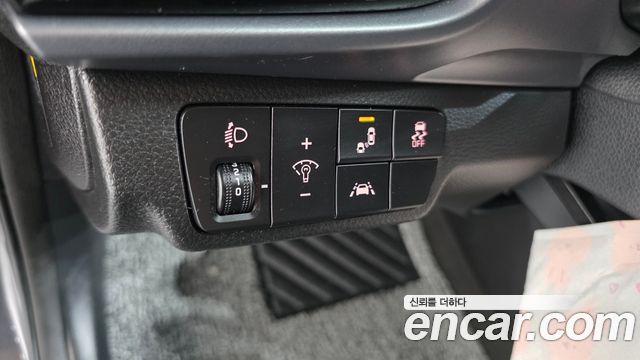 Kia Stonic 1.4 Prestige 2020 — фото 12