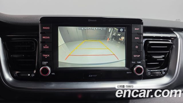 Kia Stonic 1.4 Prestige 2020 — фото 16