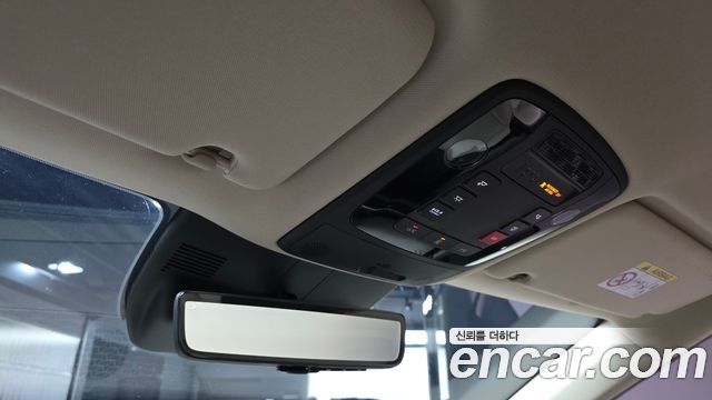 Kia Carnival (IV) Gasoline 7-Seater Hi Limousine Signature 2024 — фото 22