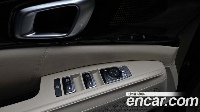 Kia Carnival (IV) Gasoline 7-Seater Hi Limousine Signature 2024 — фото 23