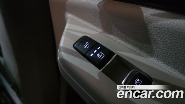 Kia Carnival (IV) Gasoline 7-Seater Hi Limousine Signature 2024 — фото 36