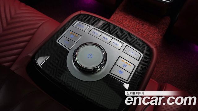 Genesis G80 (RG3) Gasoline 2.5 Turbo AWD 2023 — фото 30