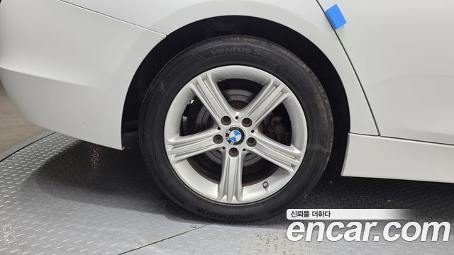 BMW 3 Series (F30) 320d xDrive 2014 — фото 5