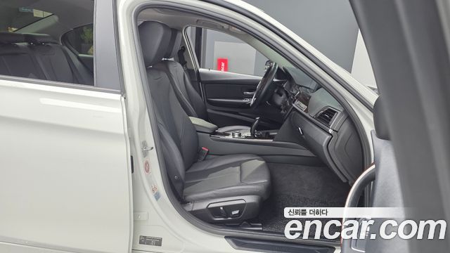 BMW 3 Series (F30) 320d xDrive 2014 — фото 11