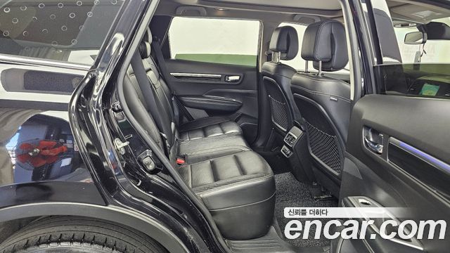 Renault Korea QM6 Diesel 2WD RE Signature 2017 — фото 12