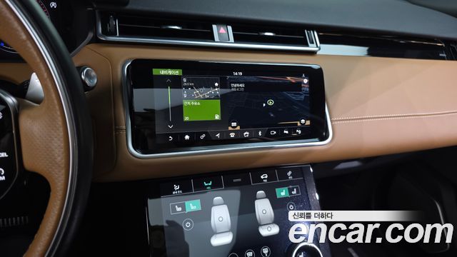 Land Rover Range Rover Velar 3.0 D300 R-Dynamic HSE 2019 — фото 14