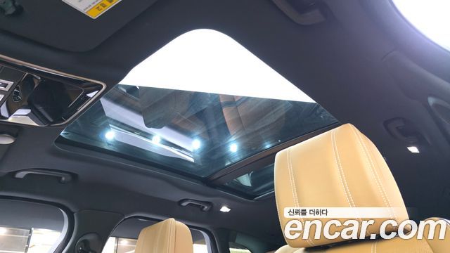 Land Rover Range Rover Velar 3.0 D300 R-Dynamic HSE 2019 — фото 19